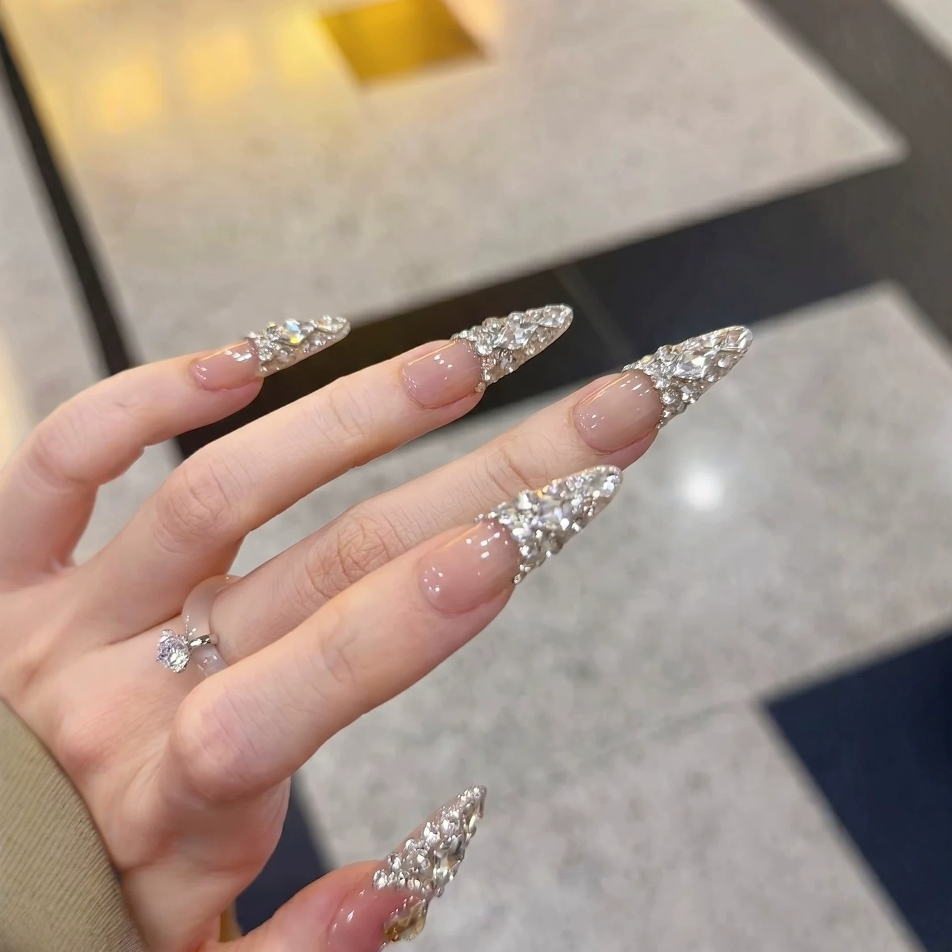 10 stuks opzetnagels met glitt - Nail Art Press On recensie en prijs
